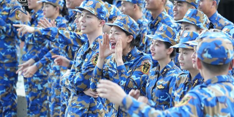 Tập 4 Sao Nhập Ngũ 2026: Erik ôm mặt đầy bọt ra tập trung vì sợ phạt