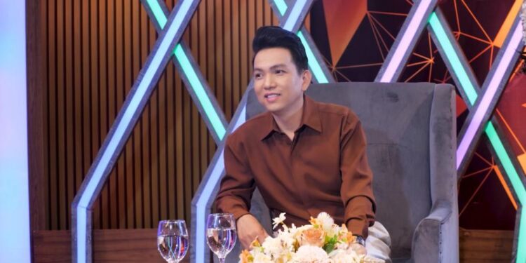 Minh Trường: “Nghệ sĩ sống thuần bằng nghề hát cải lương hiện nay chỉ còn đếm trên đầu ngón tay”