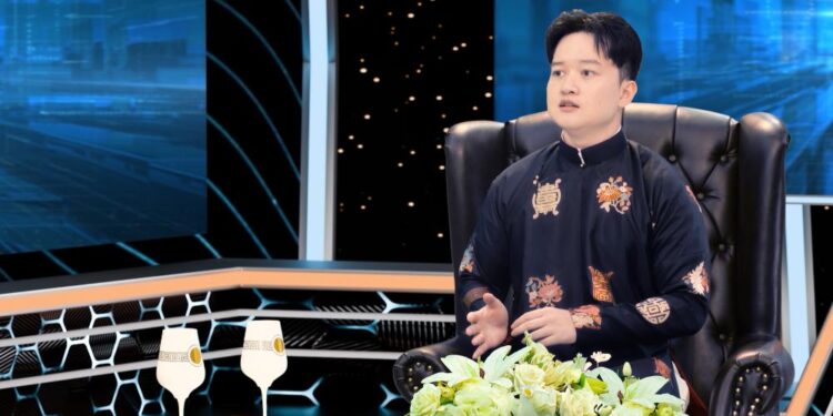 Phân biệt phục dựng, phỏng dựng và mô phỏng trang phục truyền thống cùng Ngô Lê Duy
