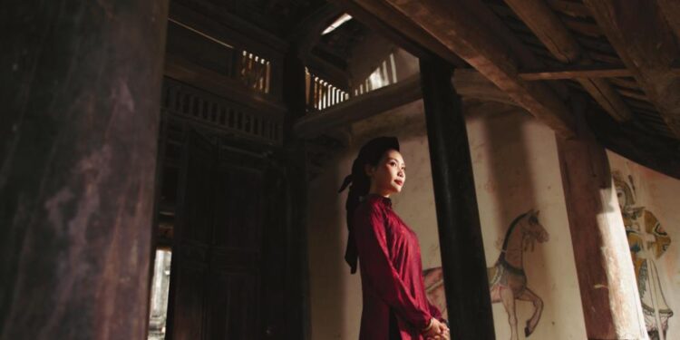 “Thử Lòng Quân Tử” – MV thứ hai mang đậm tinh thần của nghệ thuật hát Xoan Phú Thọ từ Phương Mỹ Chi   