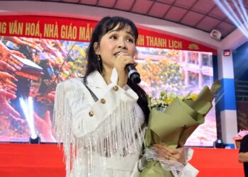 Ca sĩ Trang Nhung: Cô học trò nhút nhát và hành trình theo đuổi ước mơ