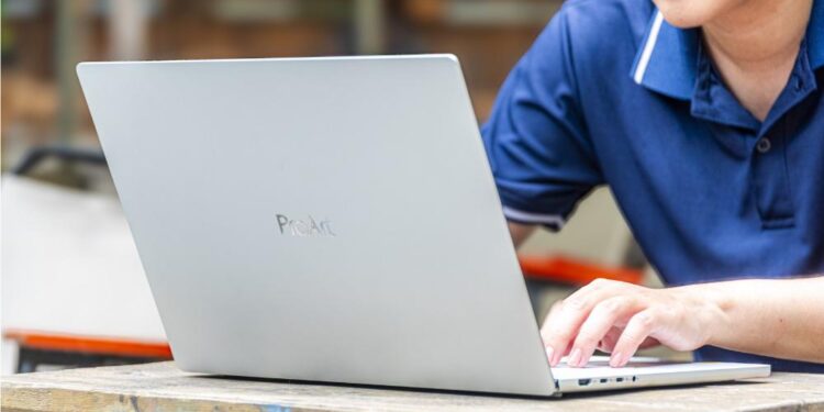 ASUS chính thức mở bán laptop đồ họa ProArt P16 với RTX Spark chuyên cho Agentic AI tại Việt Nam