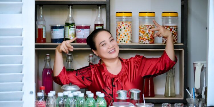 Nghệ sĩ Thanh Ngọc gửi tới thế hệ trẻ: “Bị đạo diễn la rầy chính là sự dạy dỗ, đừng vội nản lòng”
