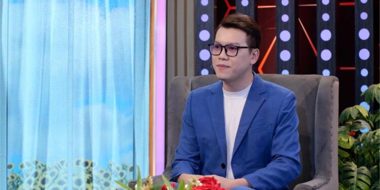 Ngô Tấn Huỳnh và hành trình từ những video TikTok đến hàng nghìn lời cầu cứu chữa bệnh HIV