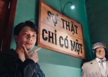 Anh Tú Atus cân bằng chất hài và màu sắc trinh thám trong “Án mạng xém hoàn hảo”