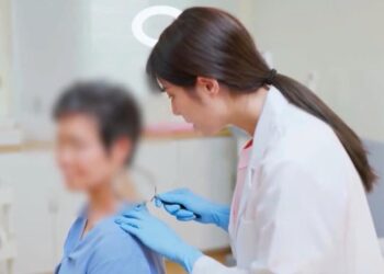 Lời Cảnh Báo: Dấu hiệu cảnh báo ung thư từ nốt ruồi nhỏ